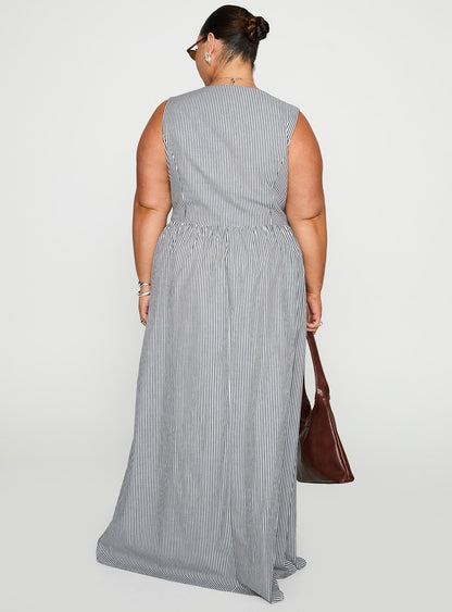 Pokey Maxi Dress Black / White Stripe Curve
