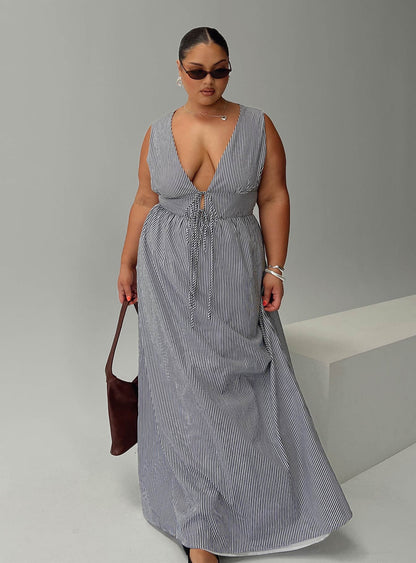 Pokey Maxi Dress Black / White Stripe Curve